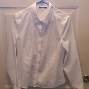 Tommy Hilfiger scalloped NWOT white shirt/blouse